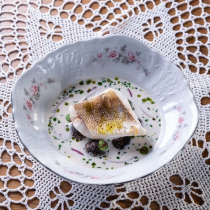 Карельская уха с треской и жженым картофелем