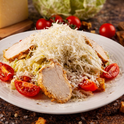 Салат Цезарь с куриным филе