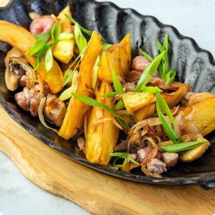 Сковорода по-деревенски со свининой