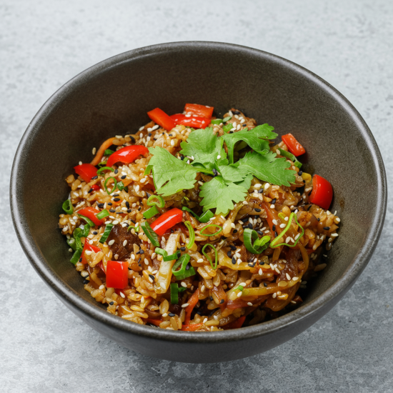 Вок рис с овощами