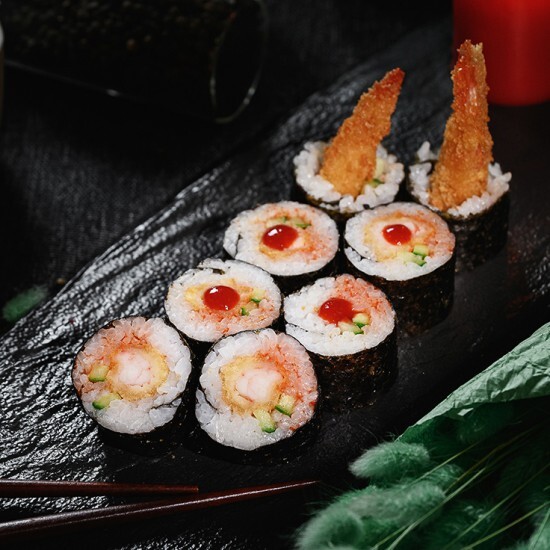 Ролл «КреветкаМаки»