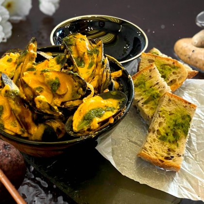 Мидии в соусе том ям