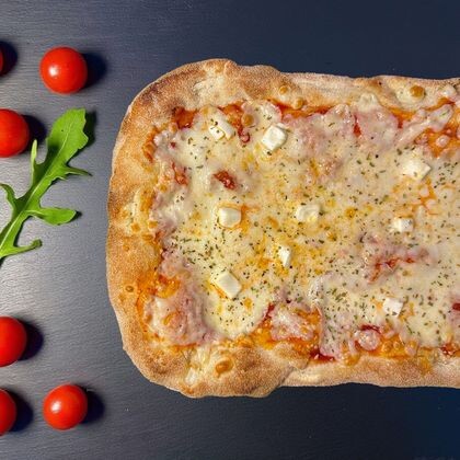 Римская Сырная