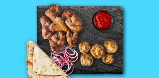 Шашлык шея с грибами