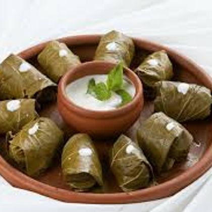 Долма со сметаной