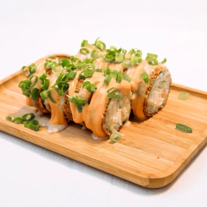 Ролл темпура цезарь с курицей