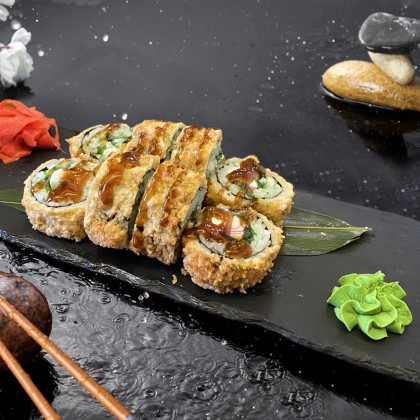 Темпура с чуккой и крабом