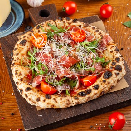 Пицца Вяленная свинина Руккола