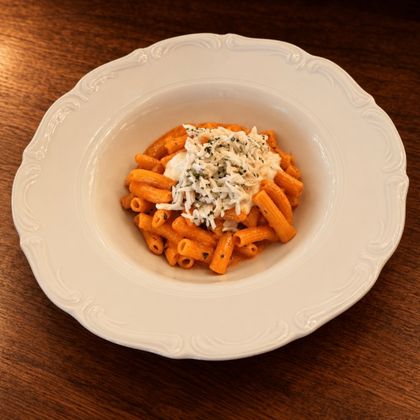 Маккерончини с крабом и страчателлой