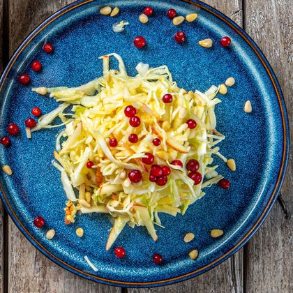 Салат капуста яблоко