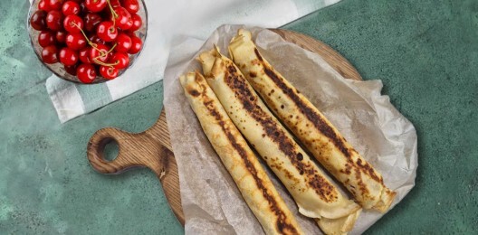 Блины с вишней