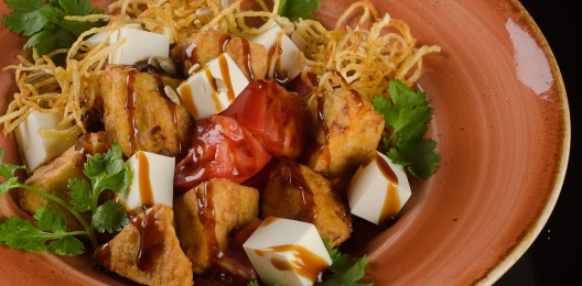 Салат с хрустящим баклажаном