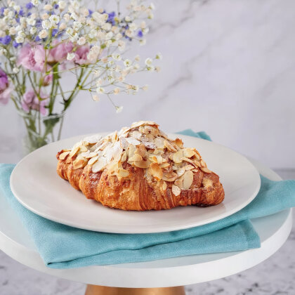 Круассан миндальный