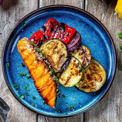 Стейк из лосося