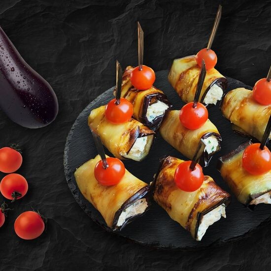 Рулетики из баклажанов