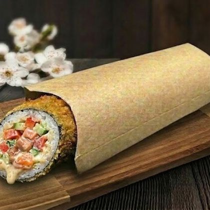 Шаверма в темпуре с жареным лососем