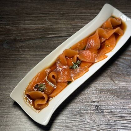 Форель слабой соли с понзу из юдзы