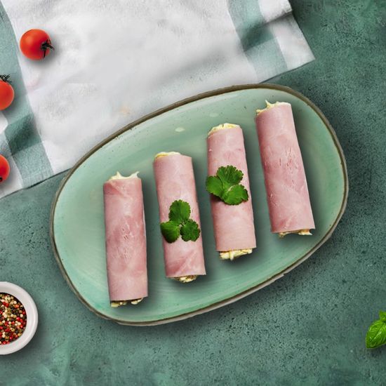 Рулетики из ветчины и сыра