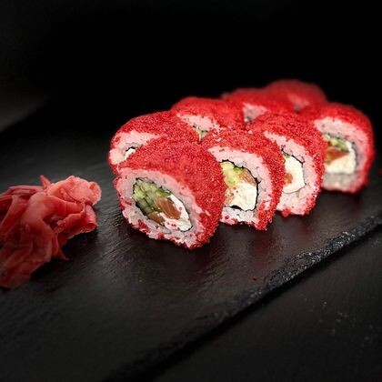 Ролл «Калифорния с лососем»