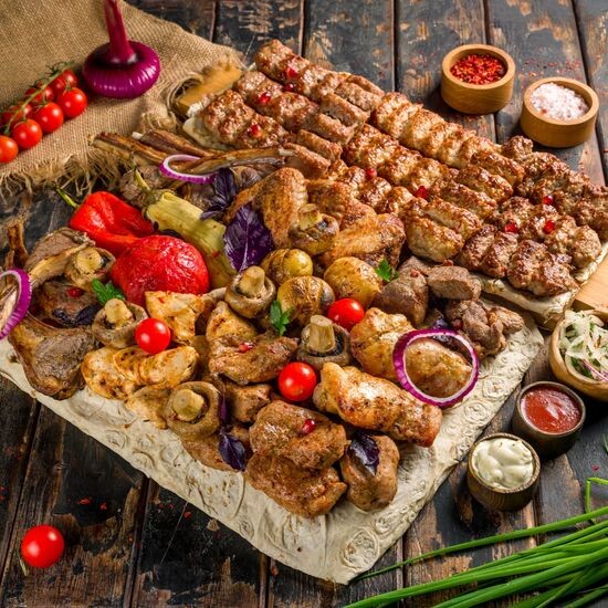 Ассорти шашлыков на 4 персоны