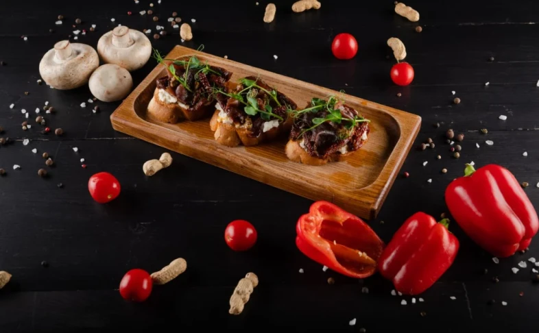 Брускетта вяленой уткой