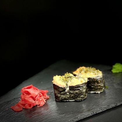 Гункан «Спайси сяке»