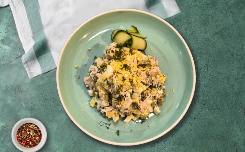 Оливье с курицей