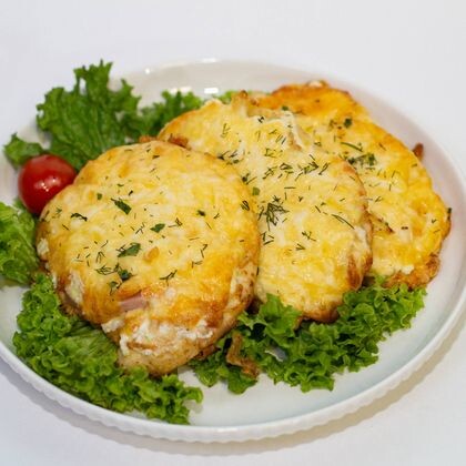 Грудка куриная с помидором