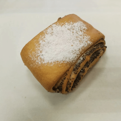 Булочка с маком