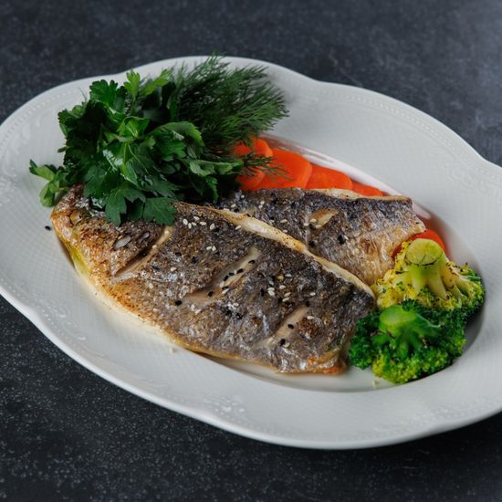 Запеченное дорадо с овощами  ПП