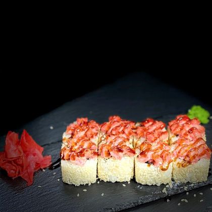 Запеченные роллы «Сяке хот»