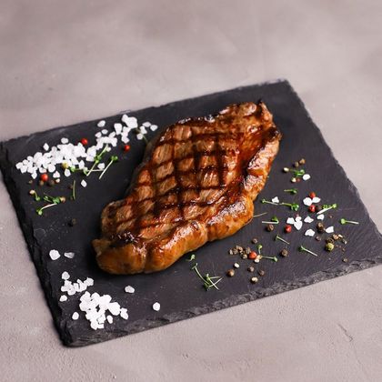 Стейк из фермерской говядины