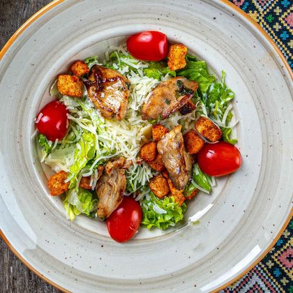 Цезарь с курицей