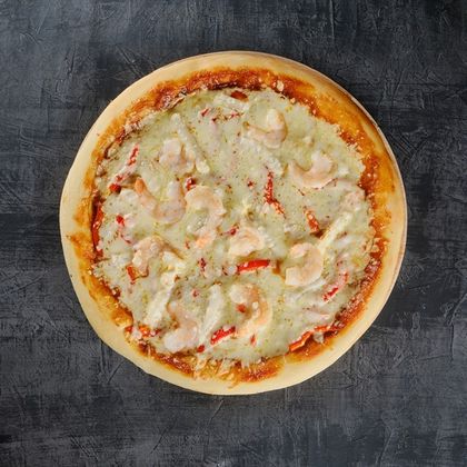 Пицца с кальмарами и креветками