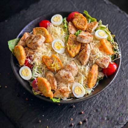 Салат «Цезарь» с курицей