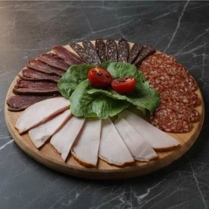 Мясная тарелка