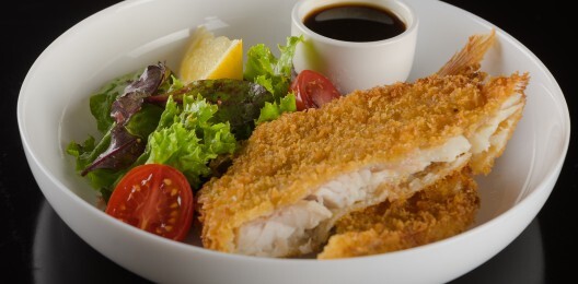 Морской окунь в панировке