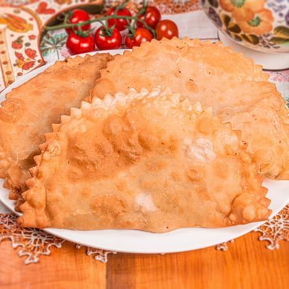 Чебуреки со шпинатом и зеленью 3 шт