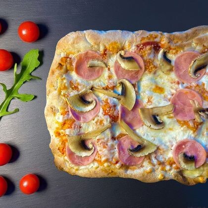Римская Ветчина и грибы