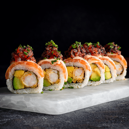 Ролл Никкей с лососем