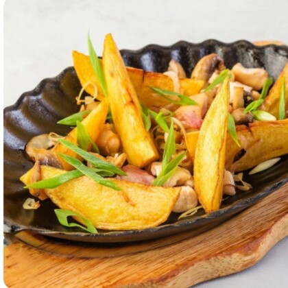 Сковородка по-деревенски с курицей