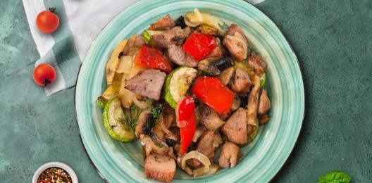 Горячая сковородка курица