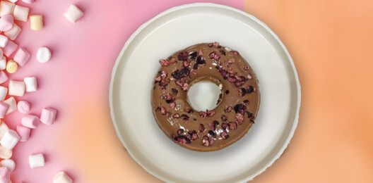 Пончик клубника в шоколаде