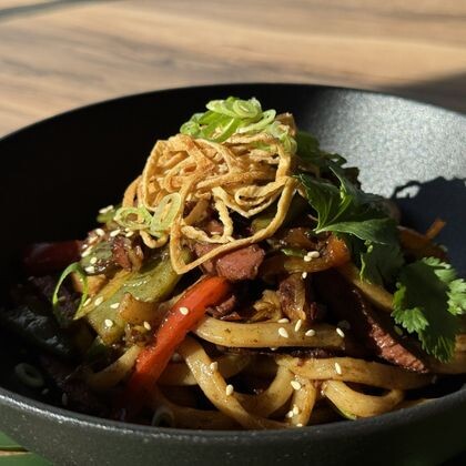 WOK с пастрами