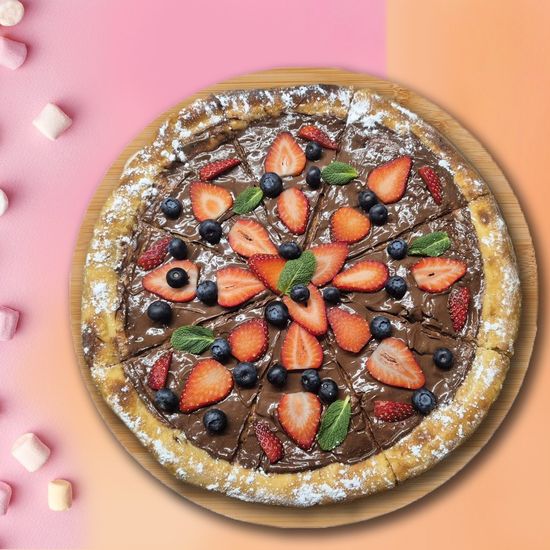 Пицца Клубника с голубикой