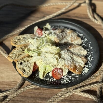 Салат «Цезарь с курицей»