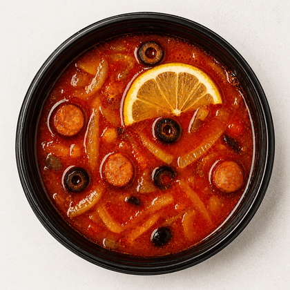 Солянка сборная с пампушкой