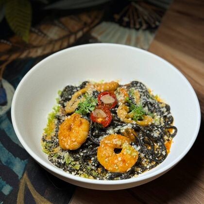 Черная паста с морепродуктами