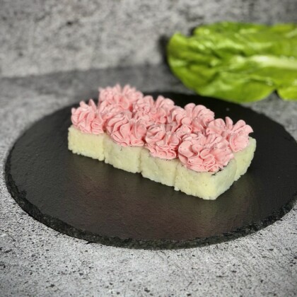 Ролл «Лава» с крабом