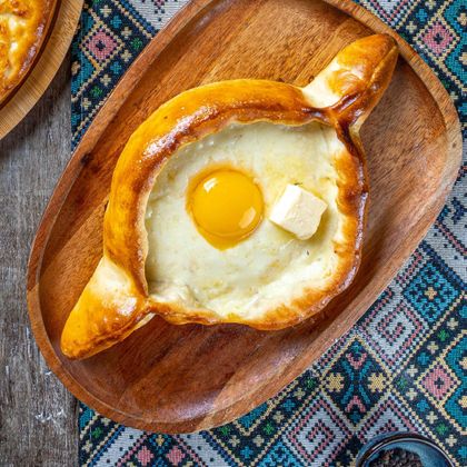 Хачапури по-аджарски